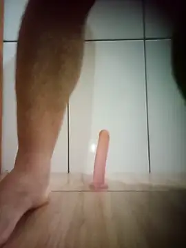 Snapshot of roladuraPr chatting on February 15, 2025, 6:55 pm roladuraPr online show from February 15, 2025, 6:55 pm