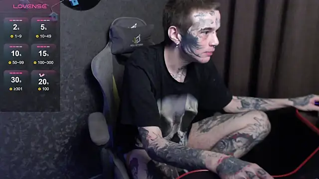 lonelycrystal online show from March 12, 2025, 12:57 pm