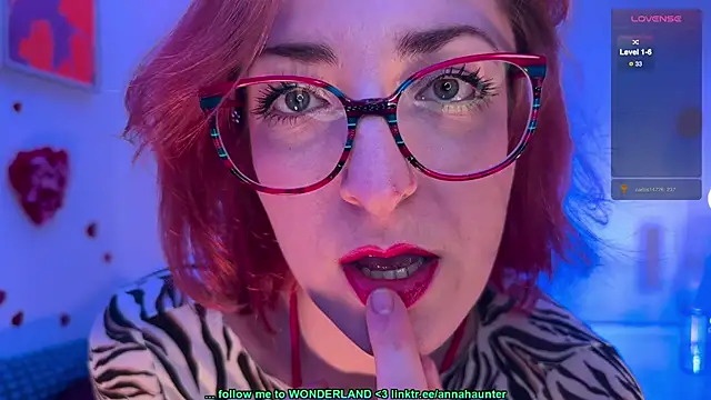 AnnaHaunter18 online show from February 11, 2025, 5:50 pm
