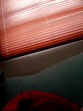 queenxdede online show from November 14, 2025, 8:46 am