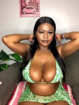 Snapshot of Boobylicious_BB chatting on January 16, 2026, 11:31 pm Boobylicious BB online show from January 16, 2026, 11:31 pm