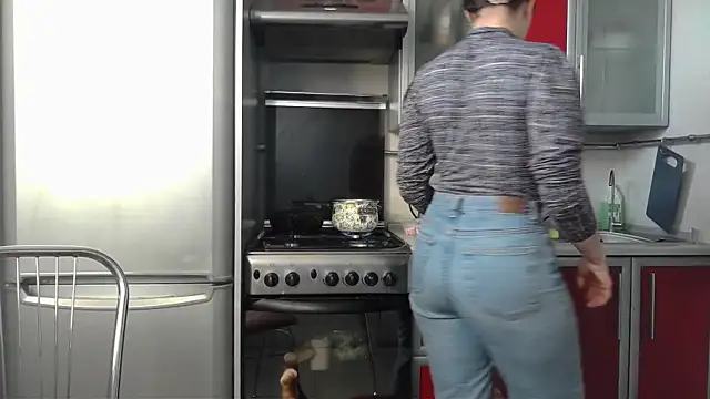 Kashtanka  online show from February 13, 2025, 6:41 am