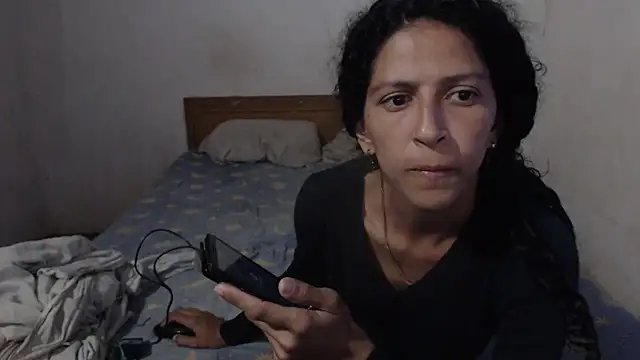 KateAndSimon online show from February 13, 2025, 1:15 pm