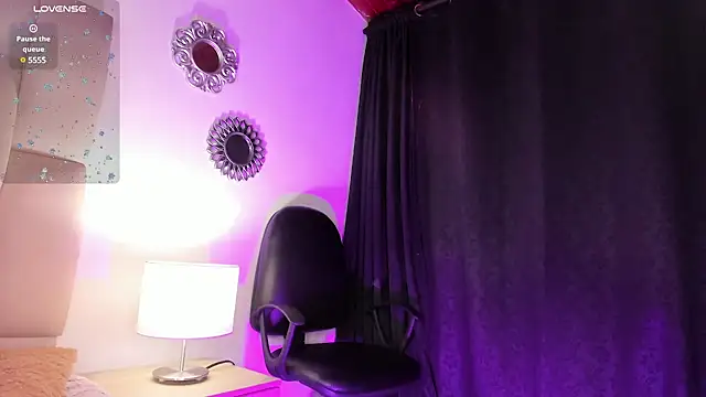 Mia ross16 online show from December 30, 2024, 1:15 am