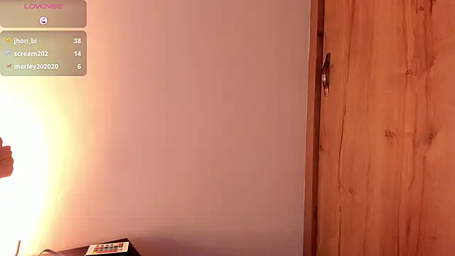 Mia ross16 online show from February 21, 2025, 11:21 pm