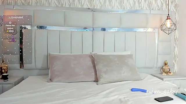 im gaby  online show from January 21, 2025, 2:05 pm