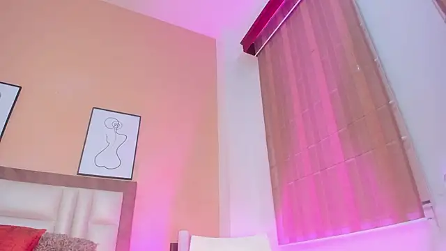 MelissaFoxx online show from December 3, 2024, 3:00 pm