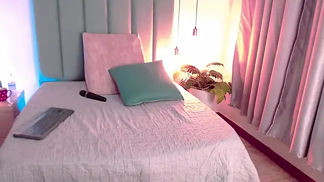 MelissaFoxx online show from December 28, 2024, 3:37 pm