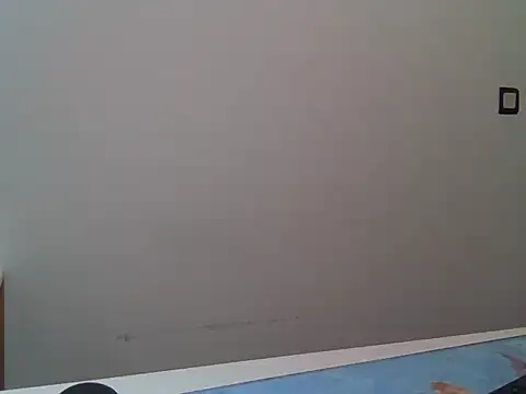 Davien85x online show from November 17, 2025, 4:46 pm