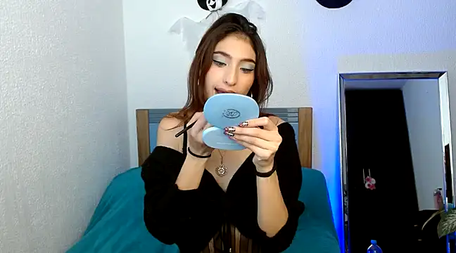 gabykovalenko14 online show from February 26, 2025, 4:45 pm