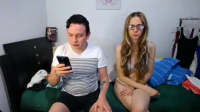 jade and jack online show from January 23, 2025, 5:24 am