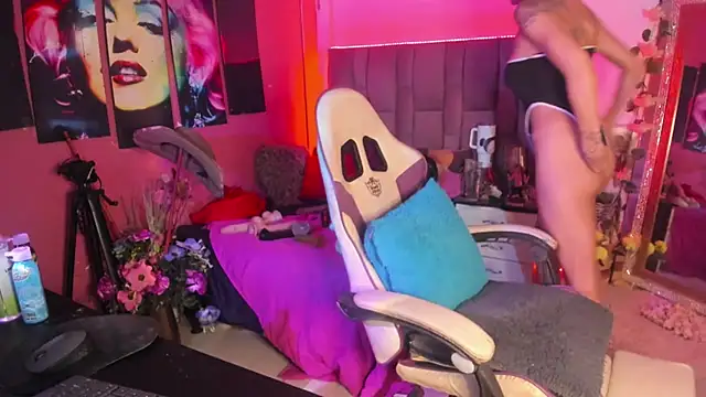 sweetyose online show from March 26, 2026, 8:25 pm