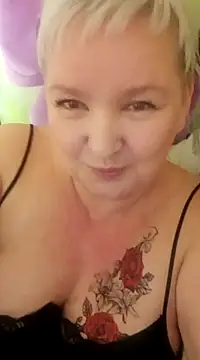 Snapshot of ForgetMeNot50 chatting on January 22, 2025, 10:26 pm ForgetMeNot50 online show from January 22, 2025, 10:26 pm