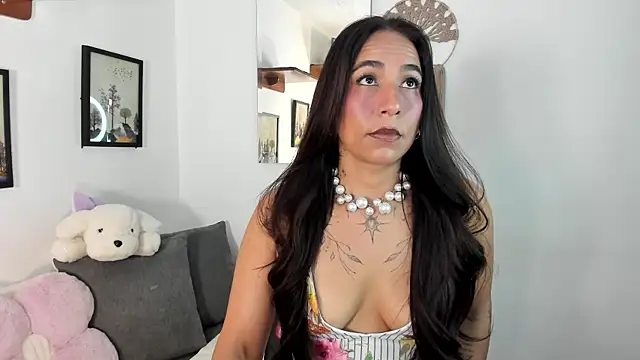 electra hunt online show from June 6, 2026, 10:58 pm