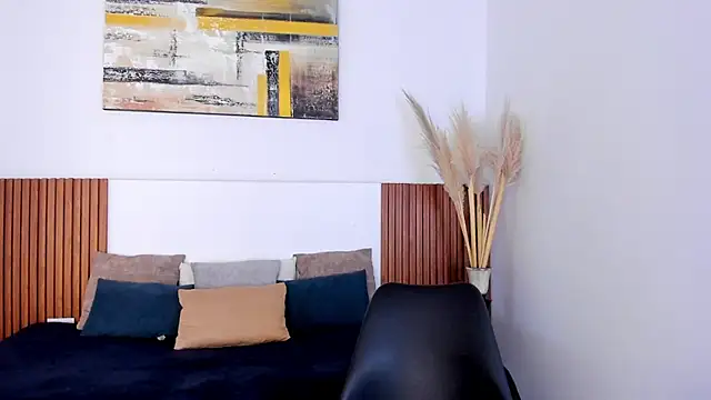 zander 2120 online show from October 2, 2025, 1:07 pm