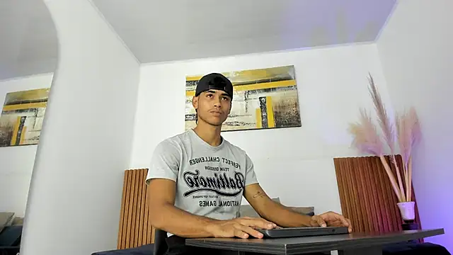 zander 2120 online show from November 14, 2025, 1:21 pm