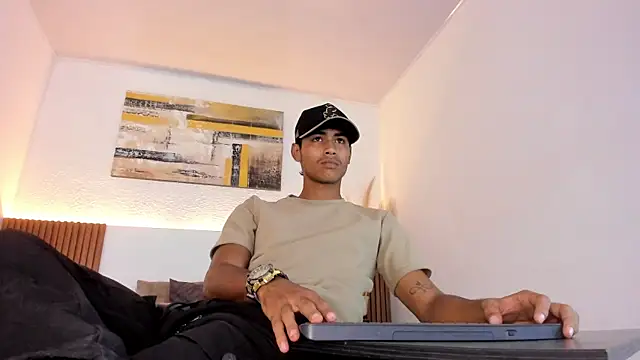 zander 2120 online show from April 7, 2026, 1:00 pm