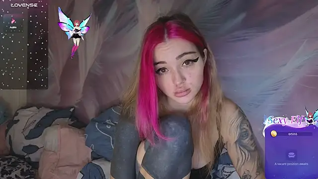 Snapshot of Coralie20_ chatting on March 2, 2025, 11:39 am Coralie20 online show from March 2, 2025, 11:39 am