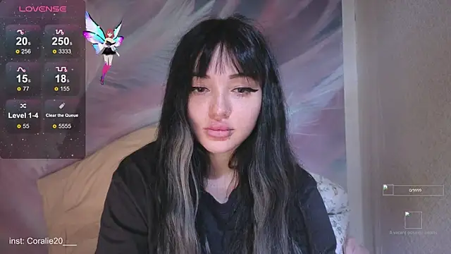 Snapshot of Coralie20_ chatting on November 8, 2025, 7:41 am Coralie20 online show from November 8, 2025, 7:41 am