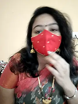 neelu-hoty online show from December 11, 2024, 12:55 pm