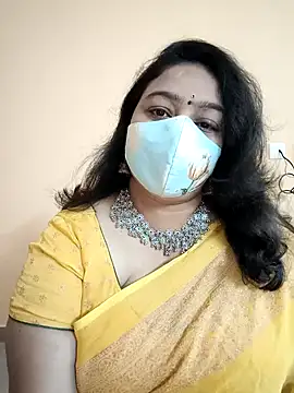 neelu-hoty online show from December 22, 2024, 12:16 pm