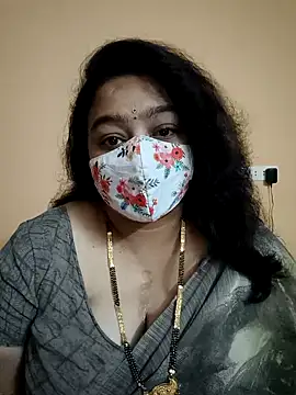 neelu-hoty online show from December 26, 2024, 4:58 pm
