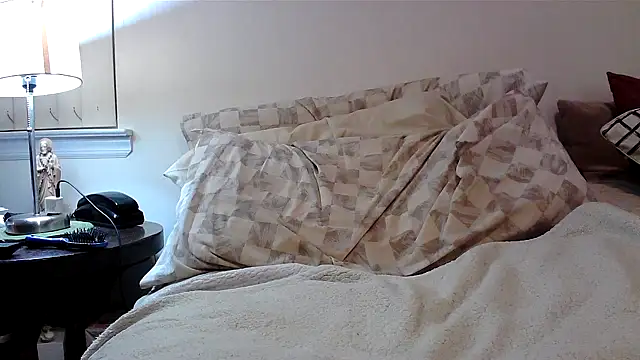 Hand69someguy online show from December 5, 2025, 3:48 am