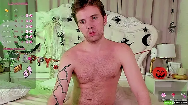 ArthurWhitee online show from October 21, 2025, 4:08 pm