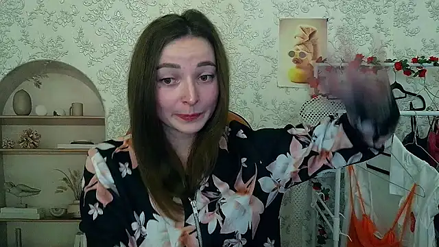  Barbie Kiss  online show from November 21, 2025, 8:29 pm