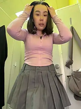 Asian Asami online show from April 25, 2026, 3:31 pm