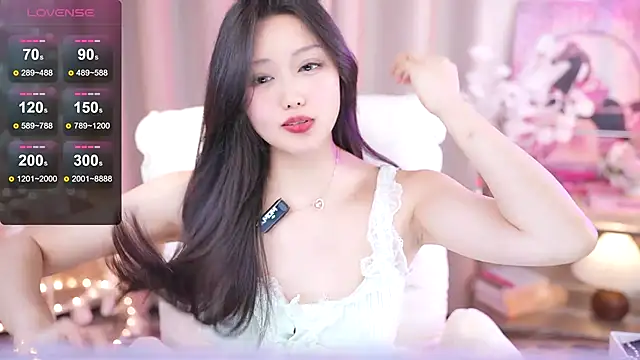 YINGTao-168 online show from February 18, 2025, 9:21 am