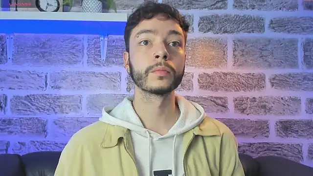 Snapshot of noah_ricci chatting on November 14, 2025, 12:04 pm noah ricci online show from November 14, 2025, 12:04 pm