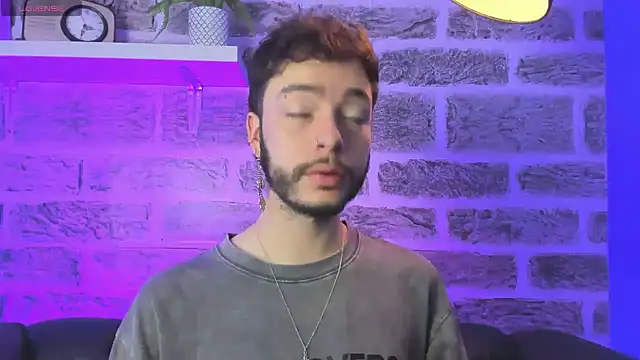 Snapshot of noah_ricci chatting on November 22, 2025, 12:04 pm noah ricci online show from November 22, 2025, 12:04 pm