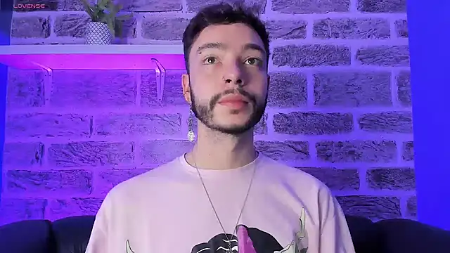 Snapshot of noah_ricci chatting on January 10, 2026, 12:07 pm noah ricci online show from January 10, 2026, 12:07 pm