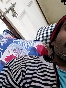 Chocolate stud10 online show from February 17, 2026, 4:35 pm