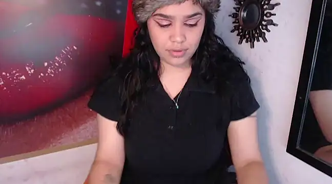 VenussTits97 online show from December 26, 2024, 7:05 pm