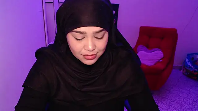 VenussTits97 online show from December 15, 2025, 11:31 pm