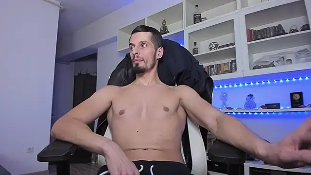 ToddClaytonn online show from December 8, 2024, 10:36 pm