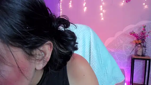 vanelope11 online show from February 15, 2025, 10:21 pm