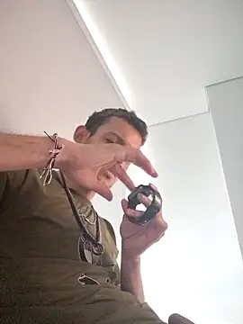 Snapshot of Duvan_Martinez23 chatting on November 13, 2025, 7:46 pm Duvan Martinez23 online show from November 13, 2025, 7:46 pm