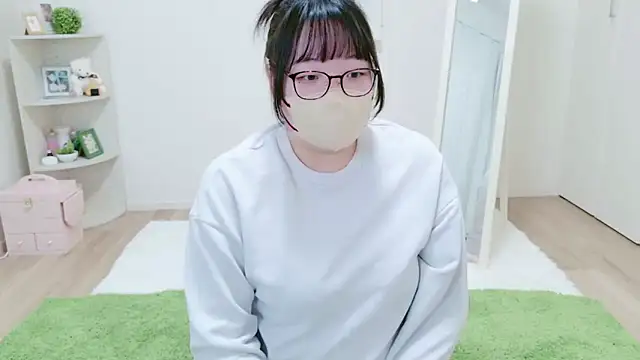 o-Aya-o online show from February 11, 2025, 3:18 pm