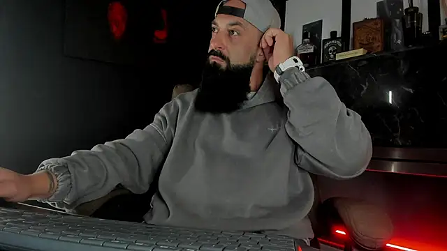 axxelrich  online show from October 21, 2025, 4:02 am