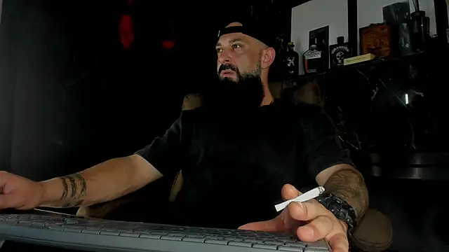 axxelrich  online show from November 2, 2025, 1:08 am