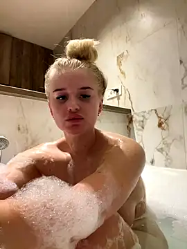 Snapshot of yourhornyslut chatting on September 25, 2025, 7:17 pm yourhornyslut online show from September 25, 2025, 7:17 pm