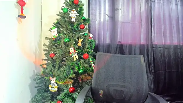 litle mily  online show from January 8, 2025, 9:55 pm