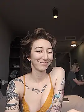 lovelylucyy online show from March 9, 2026, 3:16 pm