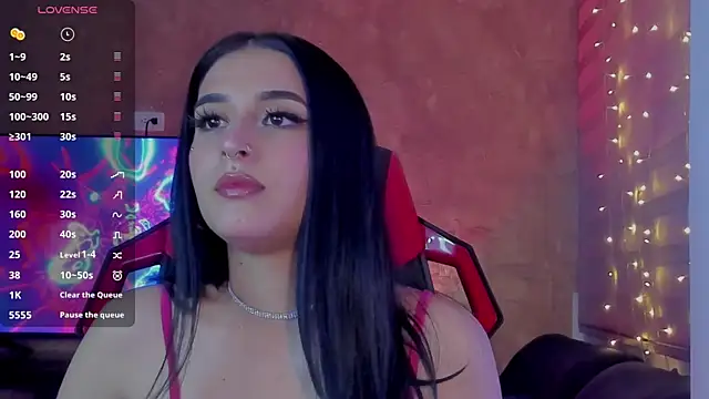 Charlotte greys online show from February 8, 2025, 4:03 am