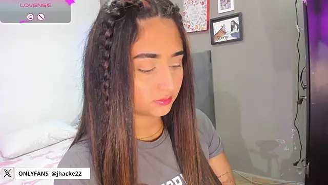 curvy jhacky online show from January 25, 2025, 4:45 am