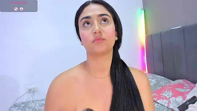 Snapshot of curvy_jhacky chatting on February 28, 2025, 5:04 am curvy jhacky online show from February 28, 2025, 5:04 am