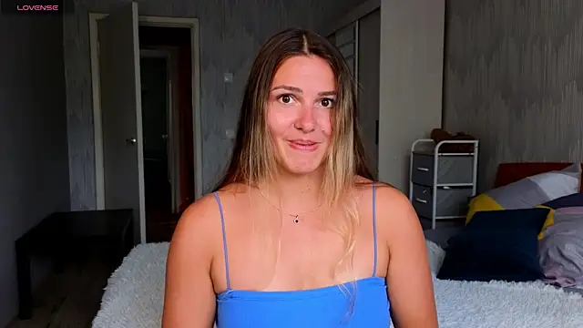 Snapshot of sophia_euphoriaa chatting on July 8, 2026, 9:36 am sophia euphoriaa online show from July 8, 2026, 9:36 am